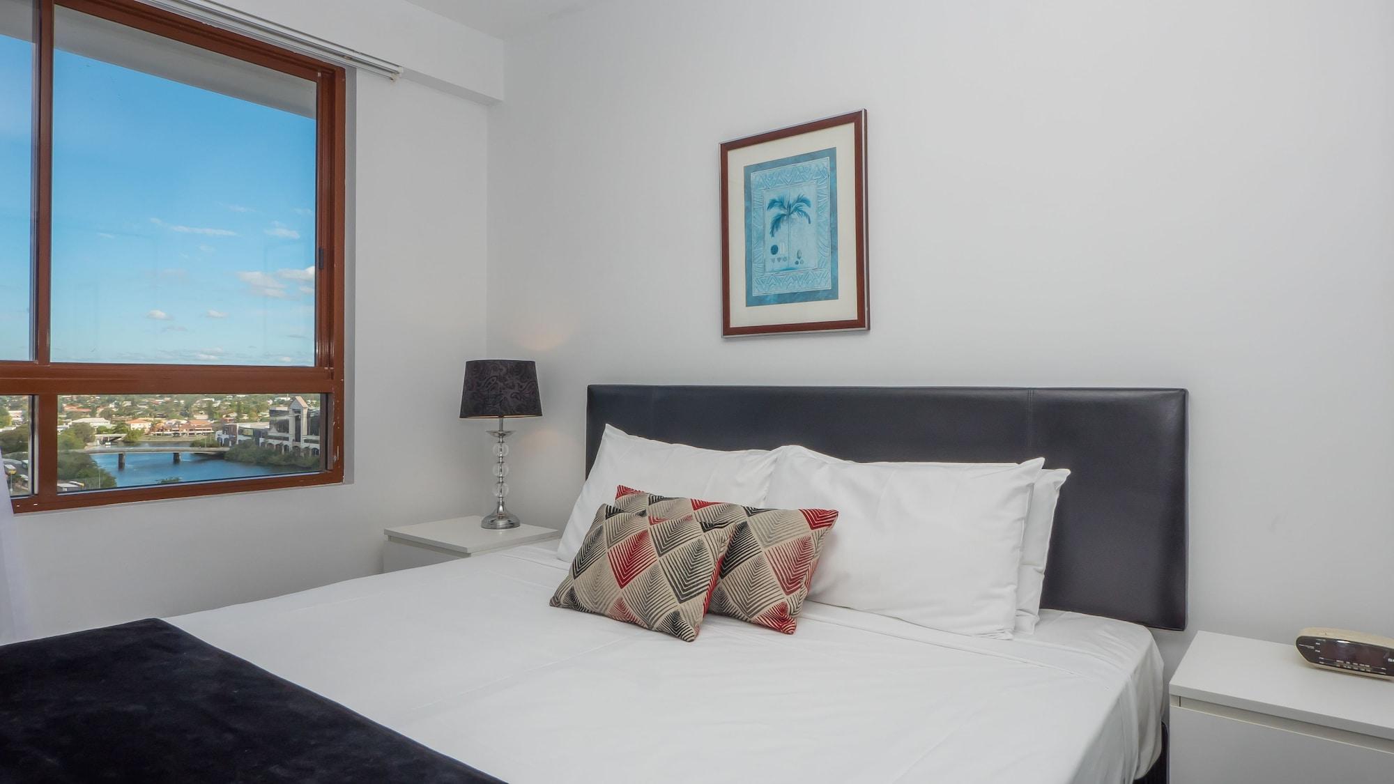 Broadbeach Savannah Resort Exterior photo