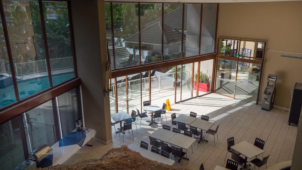 Broadbeach Savannah Resort Exterior photo